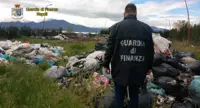 Poggiomarino (NA) - Sequestrata discarica abusiva su area privata con 500 metri cubi di amianto