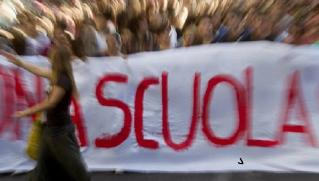Scuola, accordo tra sindacati e governo: revocato lo sciopero del 17 maggio