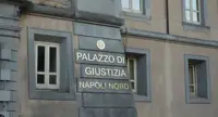 Napoli - Stacca l'orecchio al rivale in amore, fermato il figlio di Tina Rispoli