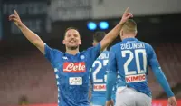 Il Napoli ritrova la vittoria, Frosinone battuto 2-0 in trasferta