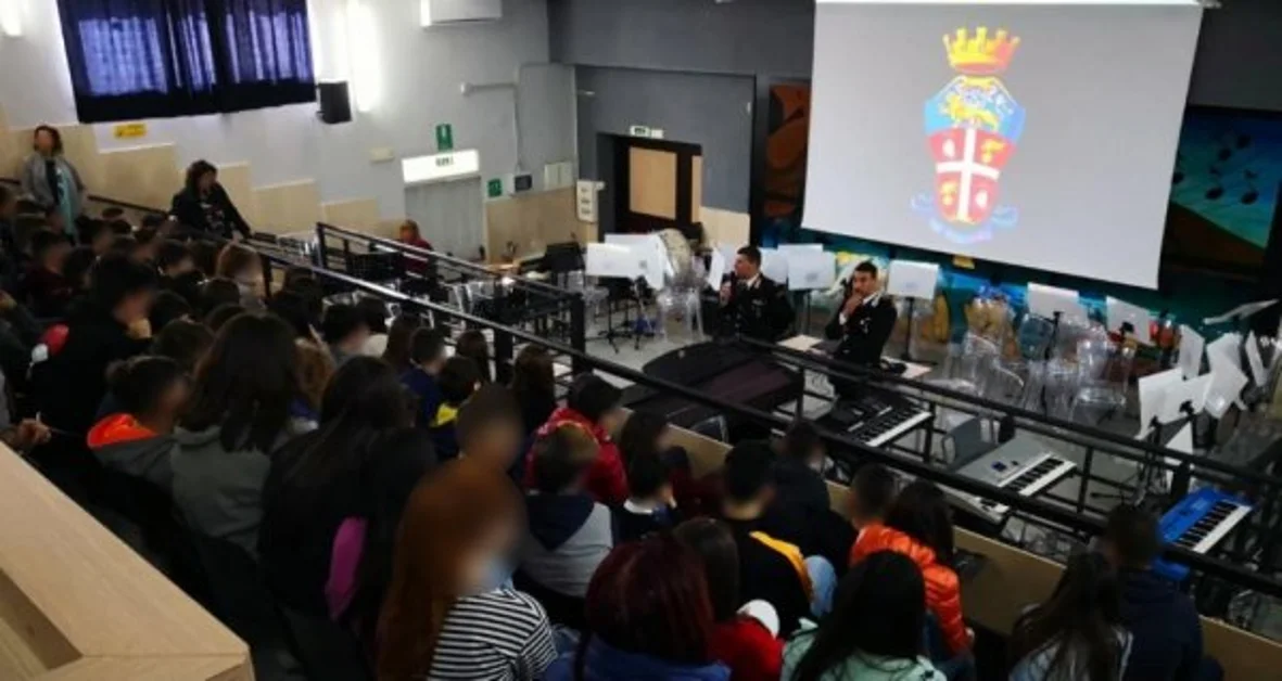 Dispersione scolastica nell'area stabiese, genitori di una minorenne denunciati