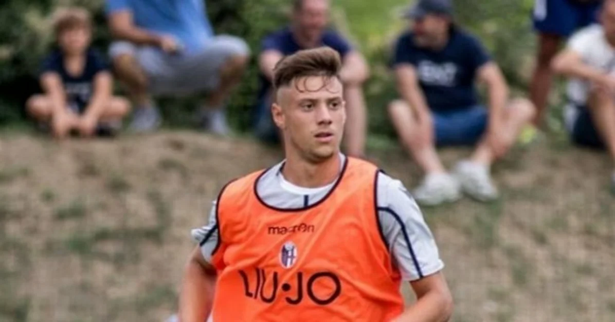 Torre Annunziata - Un allievo della scuola calcio Azzurri in serie A. Ieri il debutto con il Bologna