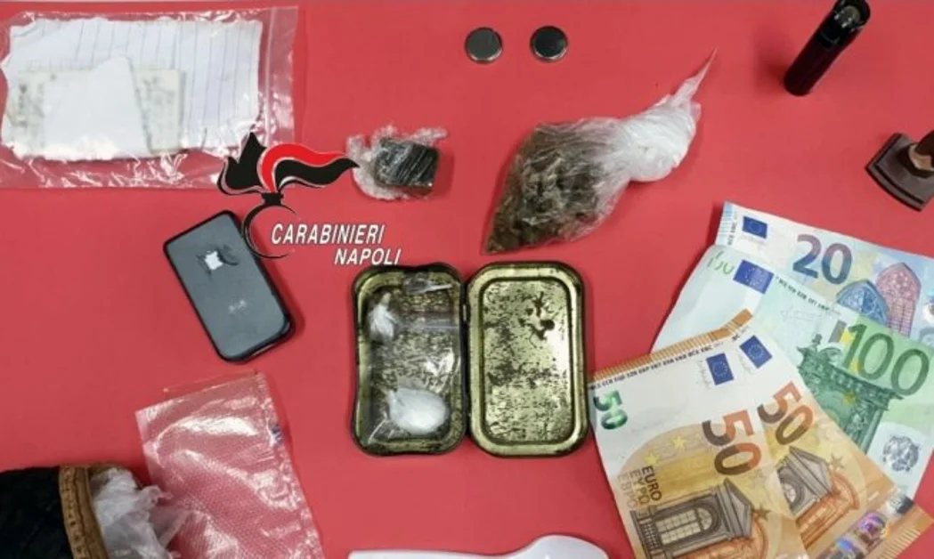 Boscoreale - Spaccio di droga: arrestati madre, figlio e nuora