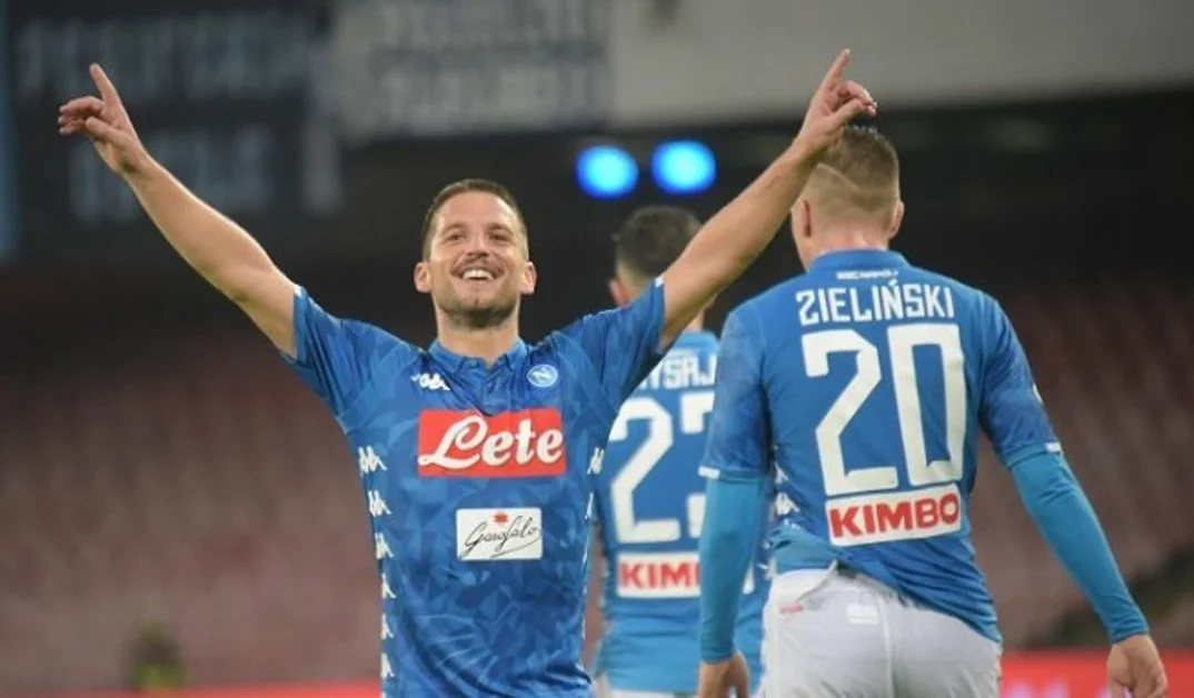 Napoli, campionato chiuso con una sconfitta. Il Bologna si impone 3-2