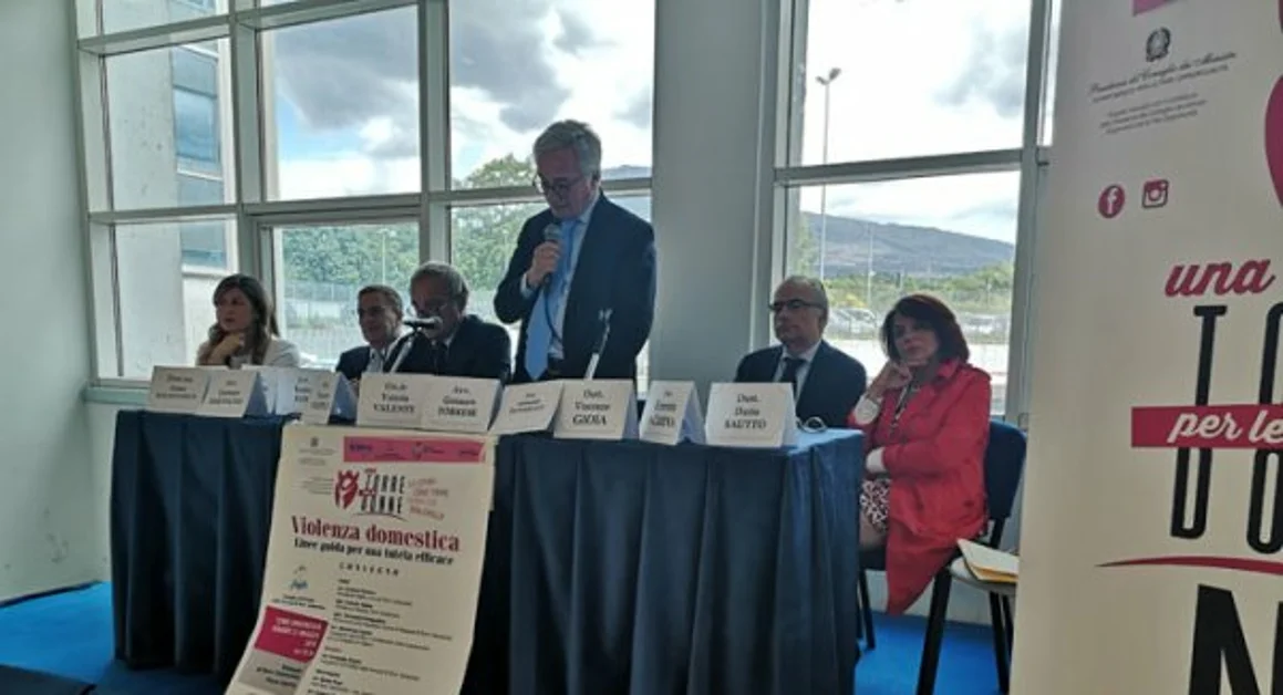 Torre Annunziata -  Convegno “Violenza domestica", con la senatrice Valeria Valente
