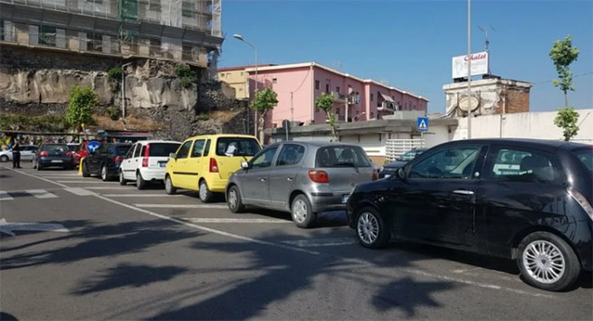 Torre Annunziata - Decine di contravvenzioni sul litorale torrese per violazione al codice della strada