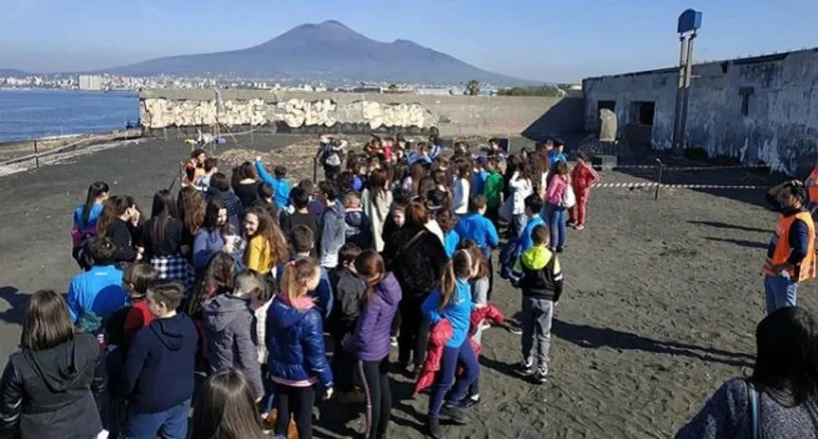 Torre Annunziata - Il Liceo "Pitagora-Croce" in prima linea per il disinquinamento del Sarno
