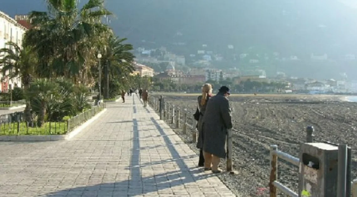 Litorale Castellammare, dati Arpac incoraggianti per la balneazione sul lungomare