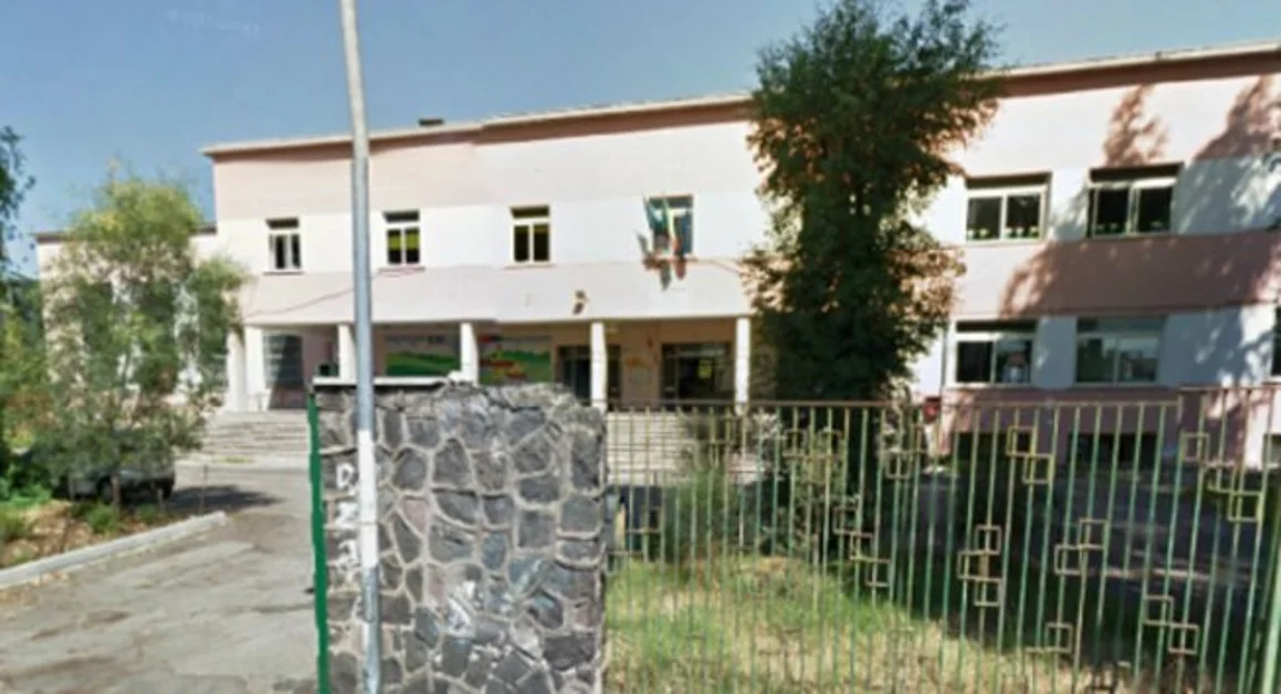Boscoreale - Scuola Cangemi, alunni dislocati in due plessi 