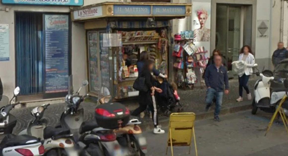 Torre Annunziata - Chiude l'edicola Belfiore, per oltre 65 anni contenitore di cultura