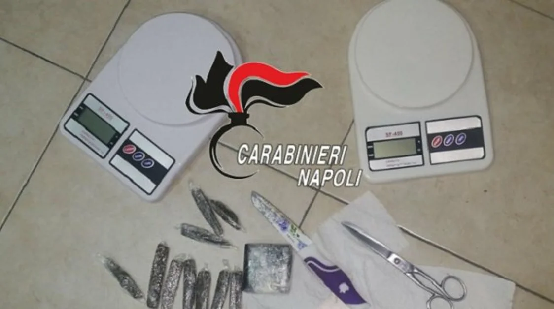 Boscoreale - Hashish in una scatola di biscotti, carabinieri arrestano 24enne