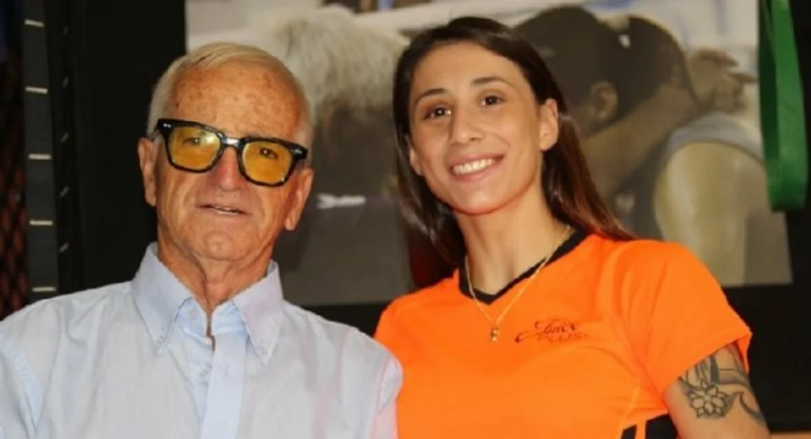 Torre Annunziata - Sala performance, omaggio di Irma Testa alla palestra dove è cresciuta