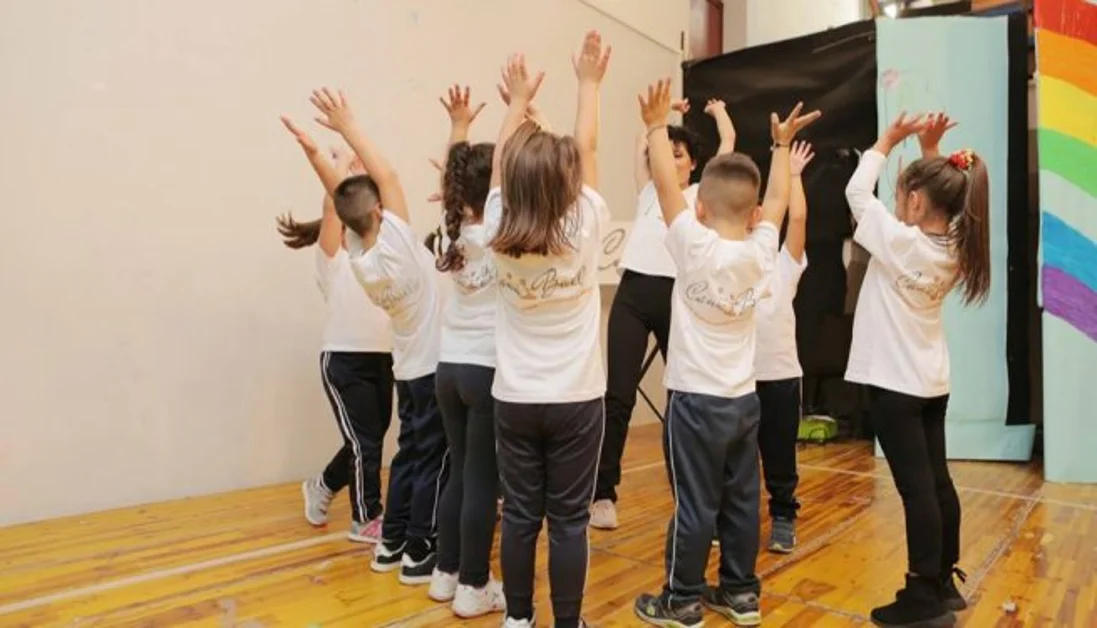 Pompei - "Cantaballo", educazione al movimento creativo del bambino