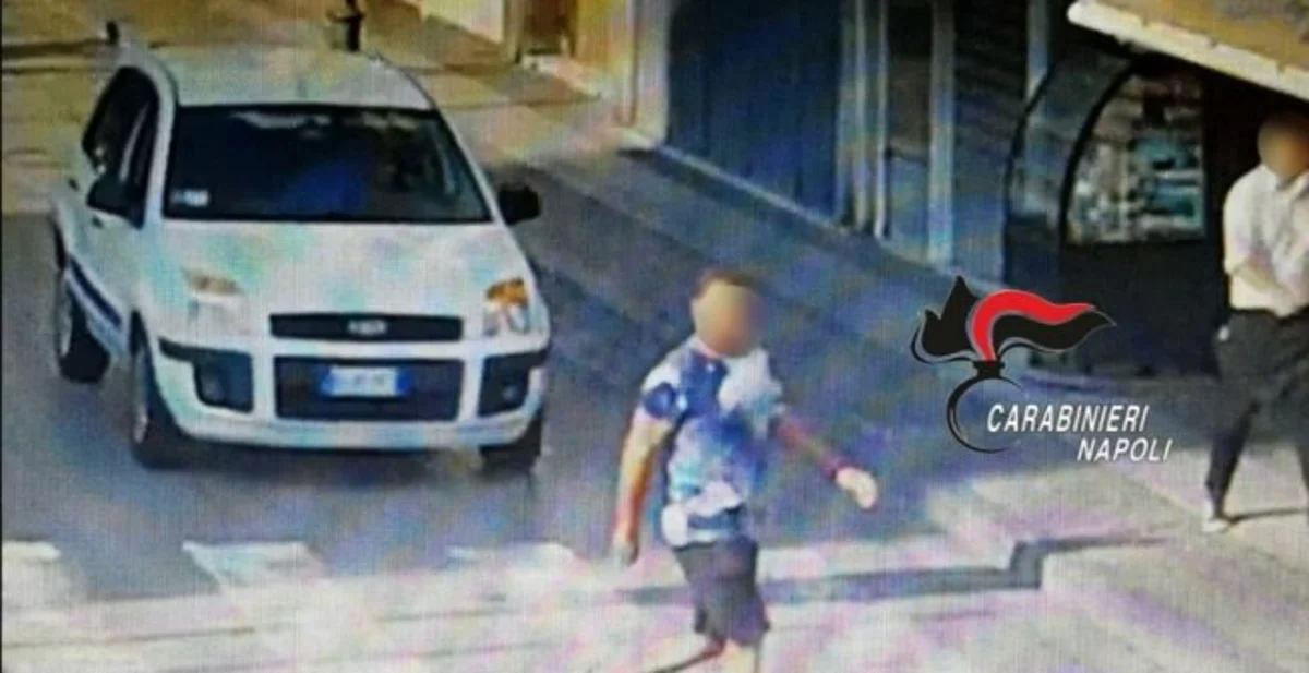 Torre Annunziata - Ruba 3 mila euro da uno studio, incastrato dalle telecamere