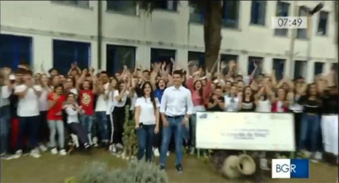 Poggiomarino - Il Tg3 all'Istituto "Leonardo da Vinci" con "Telecamere in classe"