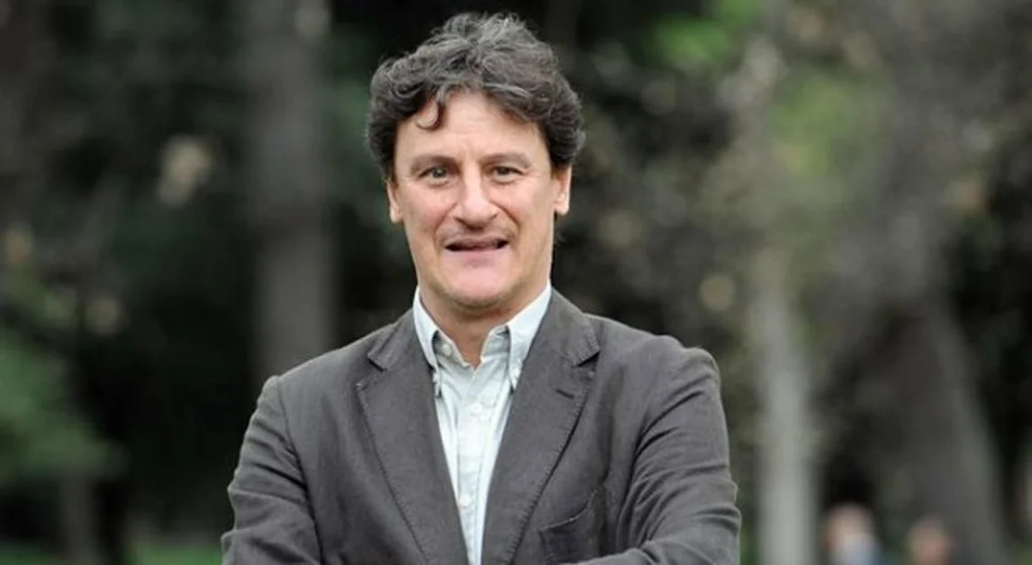 Giorgio Tirabassi colto da malore, l'attore ricoverato in ospedale ad Avezzano