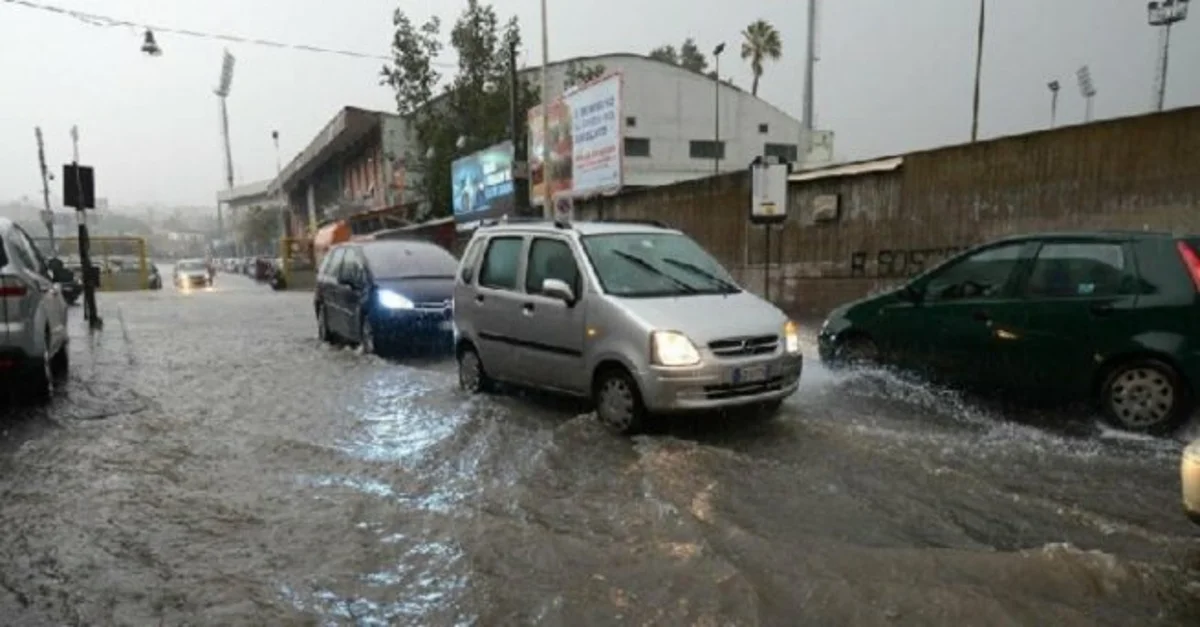 Maltempo nel Casertano e nel Salernitano, esonda il Sarno a San Marzano