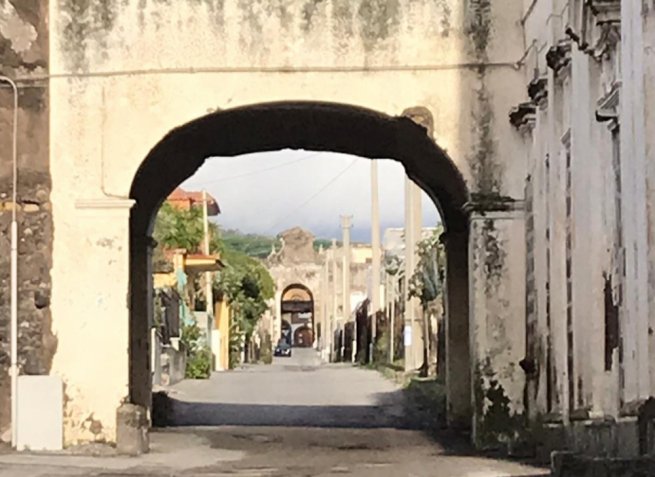 Torre del Greco - Via Villa Prota: lavori stradali e pubblica illuminazione - TorreSette