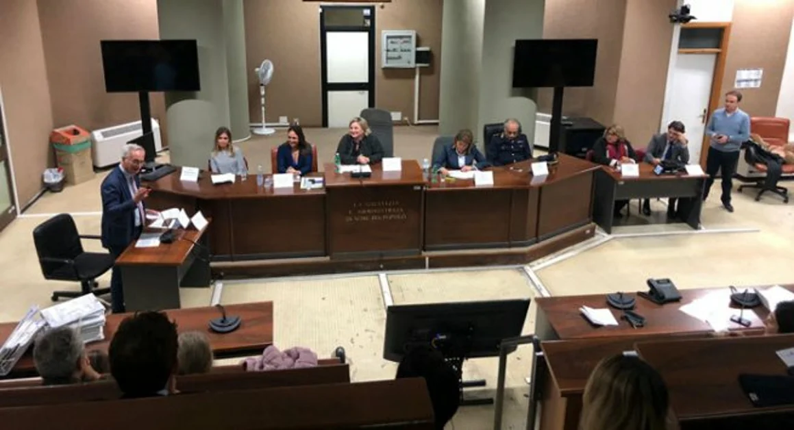 Torre Annunziata - Convegno  “La donna in… difesa della donna”, Torrese: "In famiglia la violenza di genere"