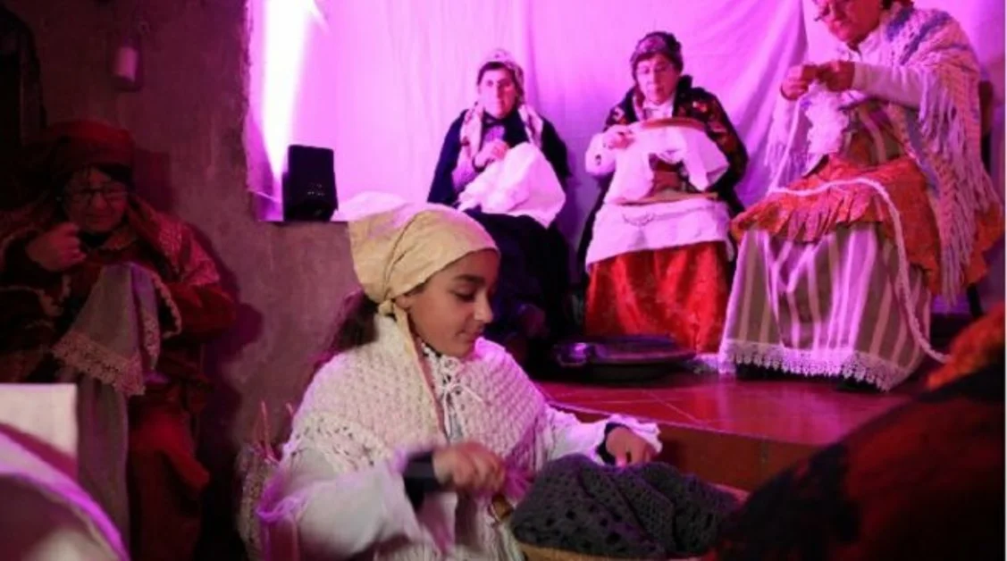 Casola di Napoli - La magia del Natale: luminarie, presepe vivente, spettacoli itineranti