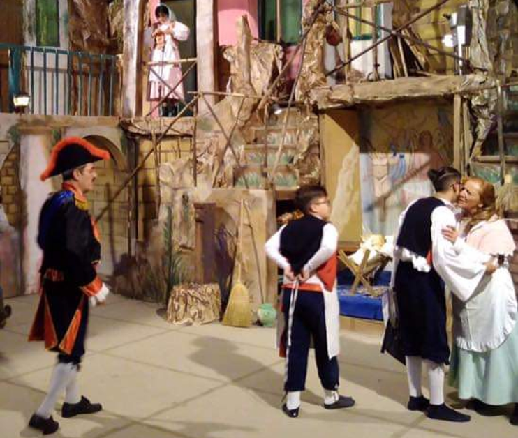 Torre Annunziata - Il presepe vivente del Gruppo "O Pazzariello" alla Chiesa del Carmine