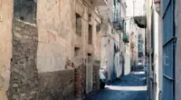 Torre Annunziata - Sfratti al quartiere Carceri, tre famiglie vanno via, altre resistono