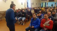 Torre Annunziata - Litigano durante un torneo di calcio. Competizione sospesa e tutti in chiesa a... redimersi