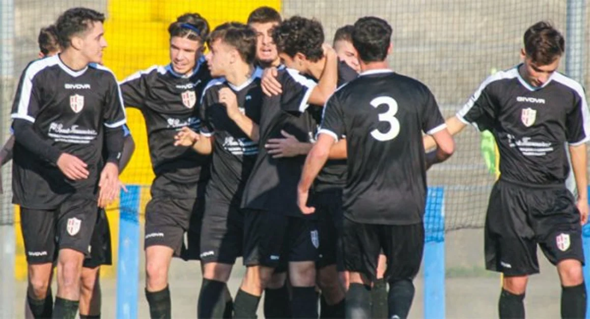 Torre Annunziata - Savoia, sospesa l'attività del settore giovanile