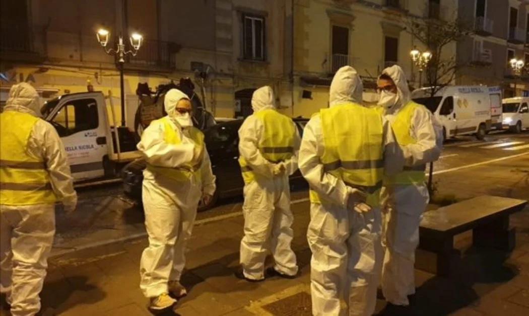 Torre del Greco - Coronavirus, sanificazione delle strade della città 