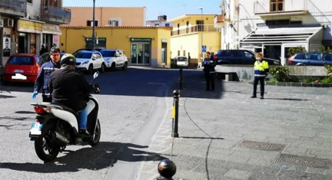 Trecase - Coronavirus, posti di blocco e pattuglie miste per arginare gli irresponsabili