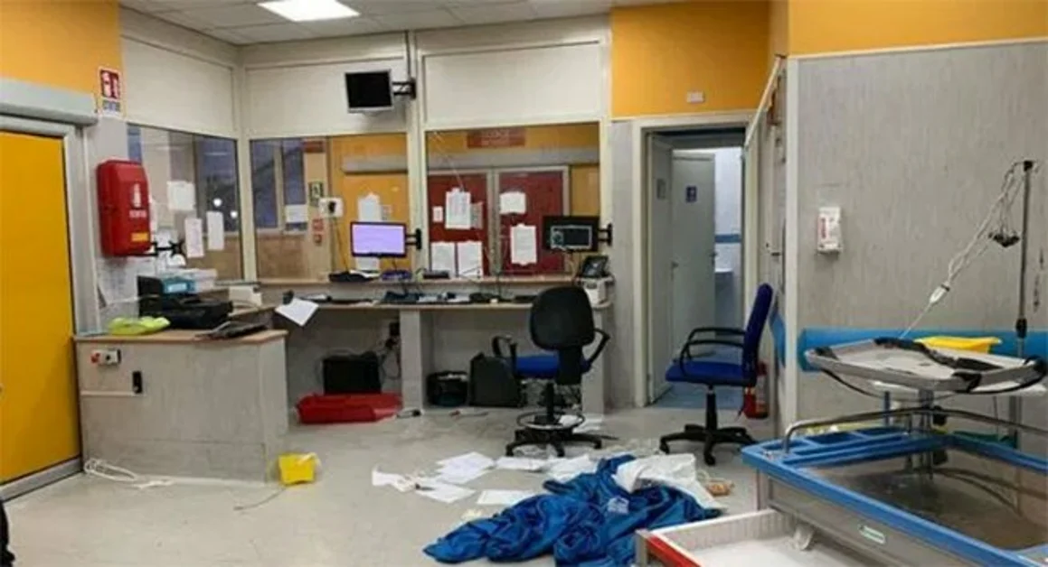Napoli - Devastazione pronto soccorso "Pellegrini", 9 misure cautelari in carcere