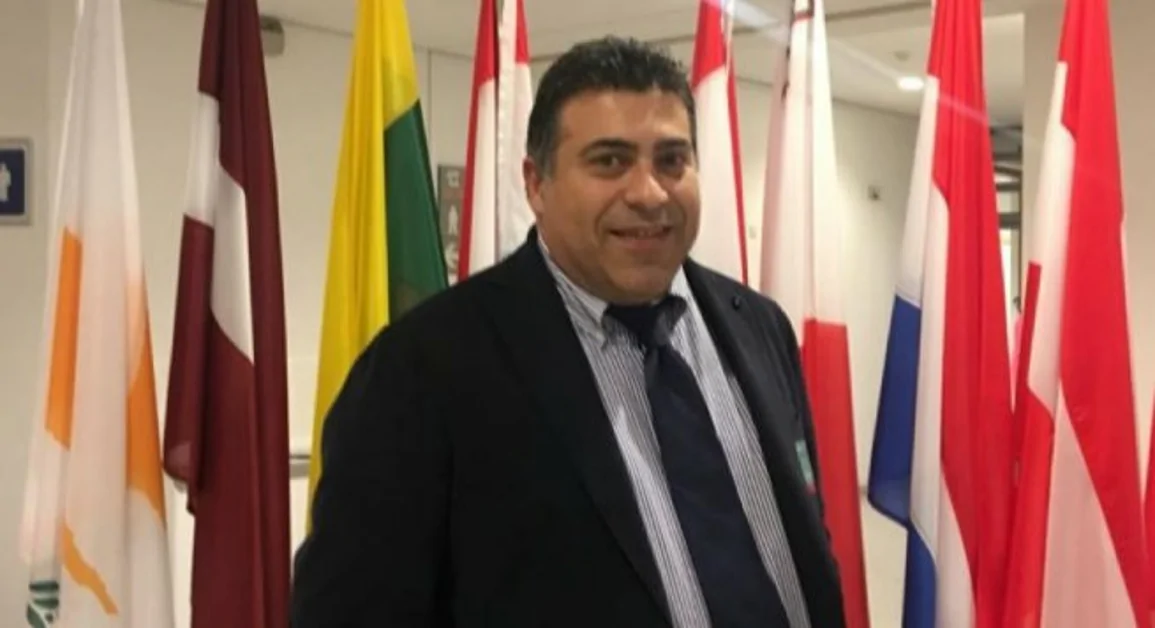 Torre Annunziata - Il consigliere Piccirillo aderisce al gruppo "Progressisti e Democratici"