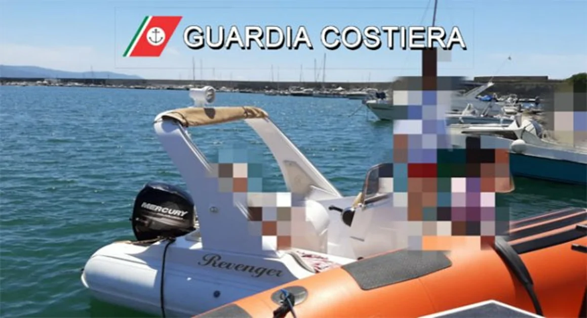 Gommone in avaria, salvata famiglia di Torre del Greco