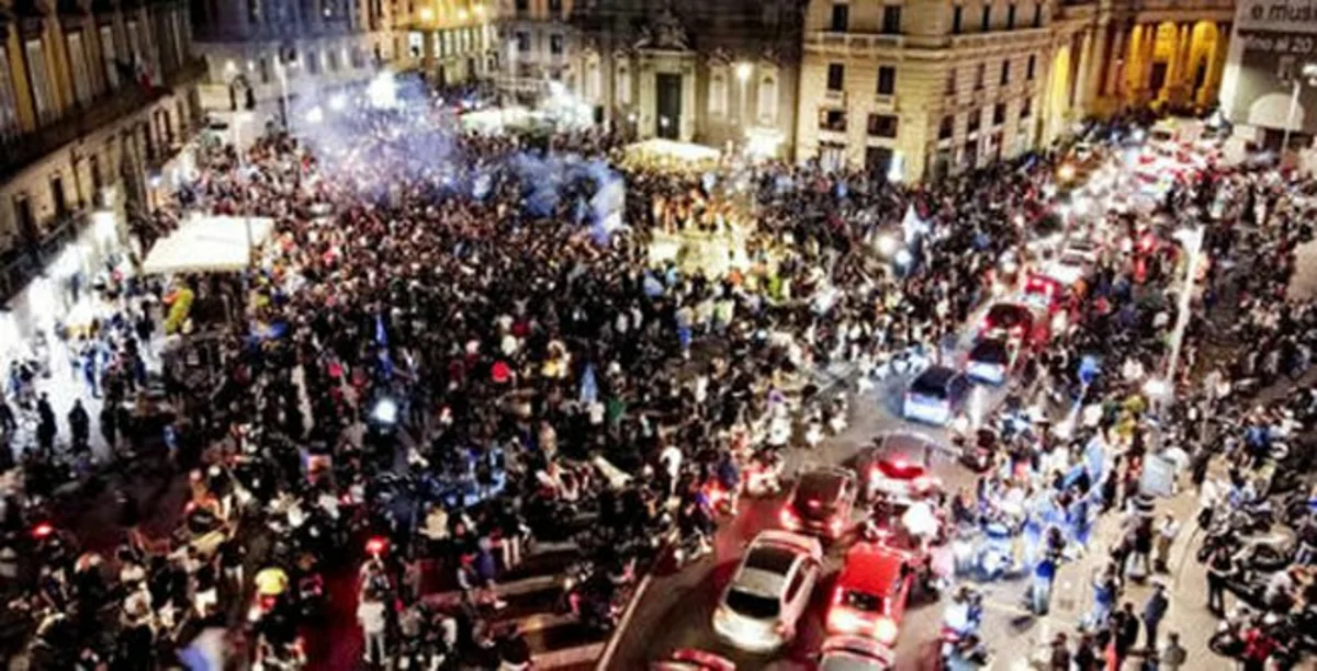 Il dopo Napoli-Juve, l'OMS: "Irresponsabile l'atteggiamento dei tifosi napoletani"