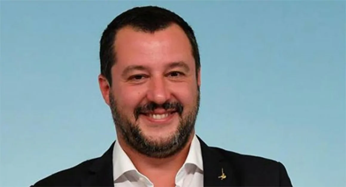 Torre Annunziata  - Gazebo della Lega per iscrizione e raccolta firme