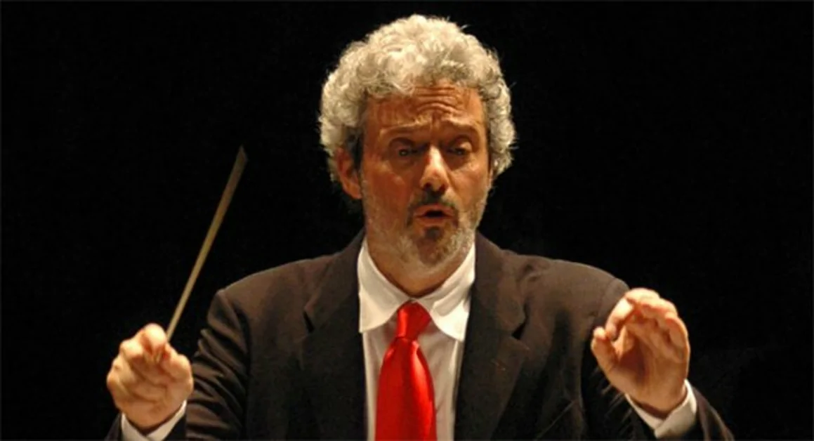 XXXI Festival delle Ville Vesuviane, si apre con "La musica è pericolosa"