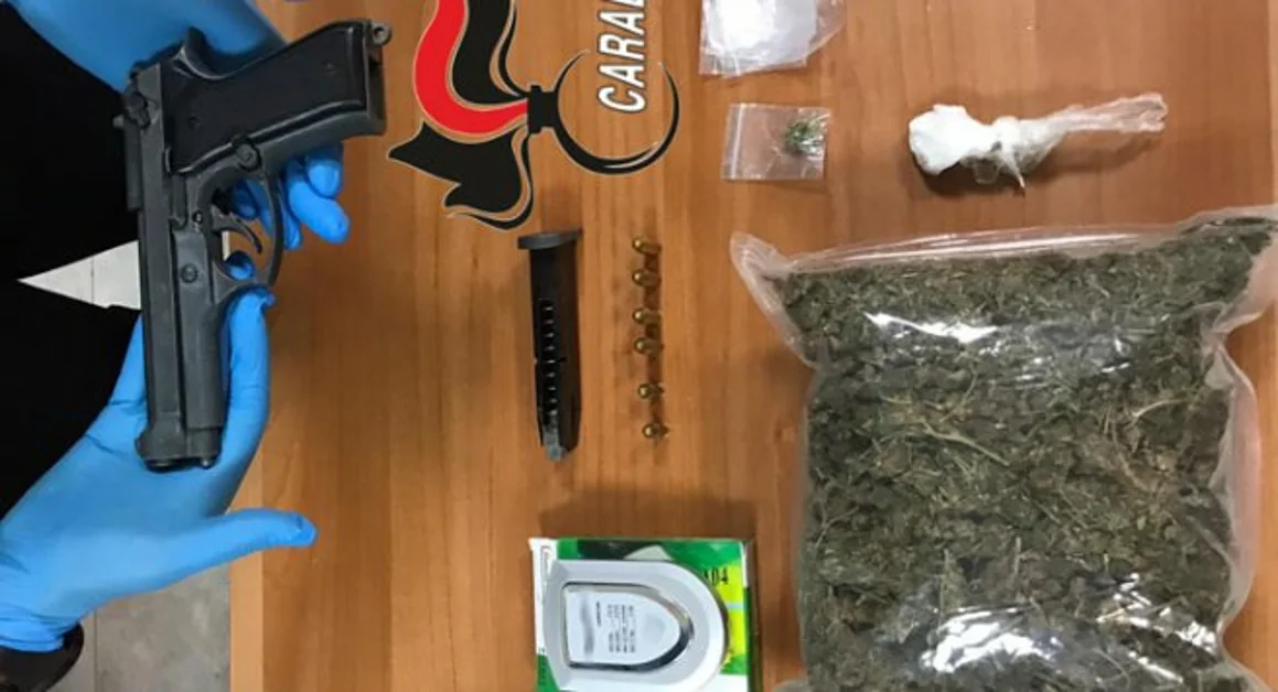 Torre Annunziata/Boscoreale - Controlli sul territorio: due arresti e una denuncia per evasione