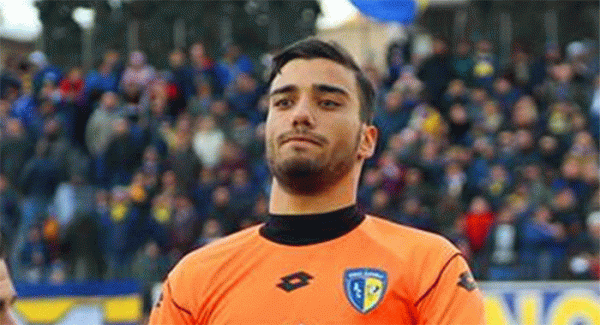 Torre del Greco - Nuovo ingaggio della Turris Calcio,  il portiere Alessando Abagnale