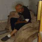 Torre Annunziata - La storia di Vincenzo, invalido che vive in un tugurio in condizioni disumane