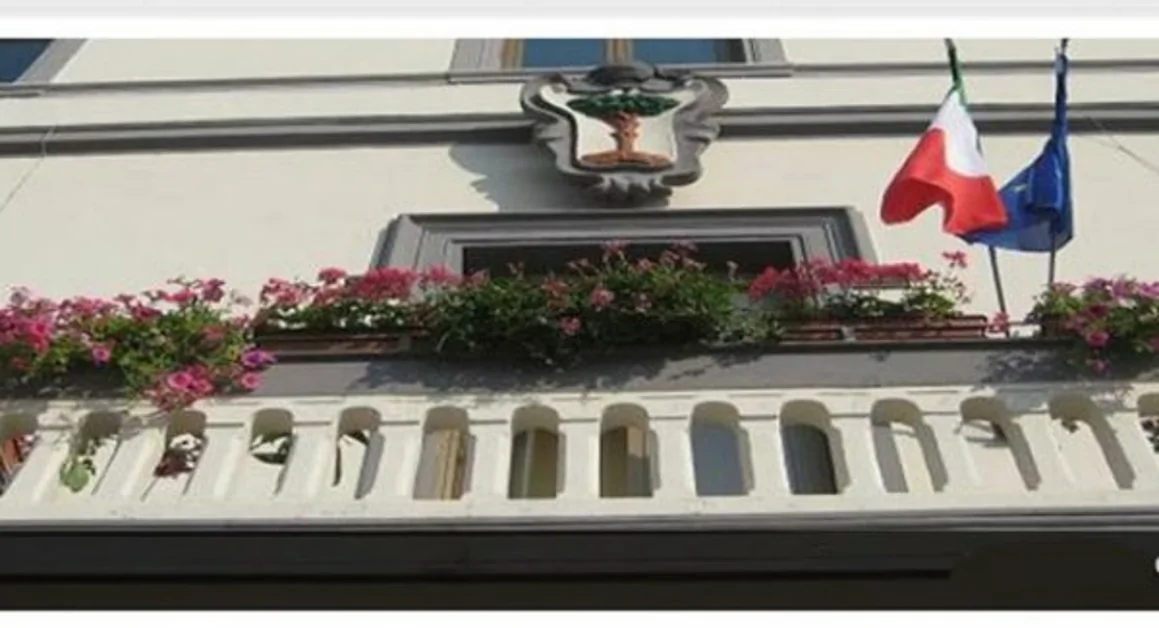 Ottaviano - Ordinanza del sindaco: obbligo della mascheria all'aperto