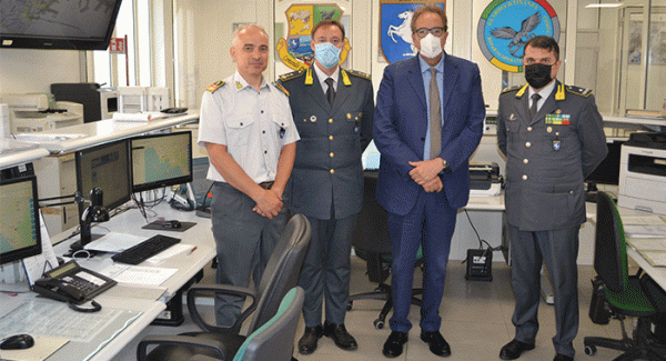 Il Prefetto Valentini in visita al Comando Provinciale della Guardia di Finanza