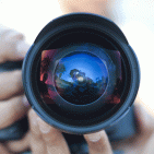 Coronavirus, fotografo della Sonrisa viola la quarantena e partecipa a due cerimonie