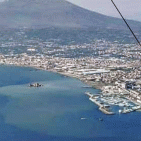 Foce fiume Sarno, una grossa macchia di colore verdognolo in mare