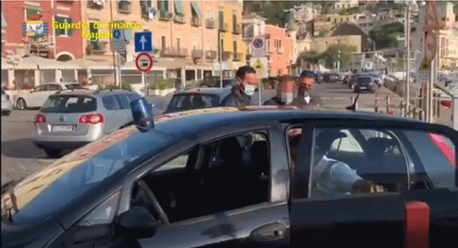 Sei provvedimenti cautelari nei confronti di dipendenti società partecipata comune di Bacoli