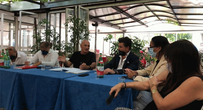 Pompei - Verso le Comunali: incontro tra Di Prisco, candidato sindaco (M5Stelle), e la Confcommercio