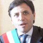 Elezioni comunali - Prime proiezioni: in vantaggio Buonajuto e Zinno