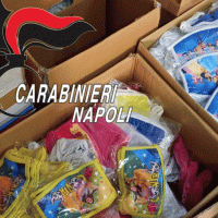 Terzigno - Sequestrati 2mila capi di abbigliamento e 7mila mascherine