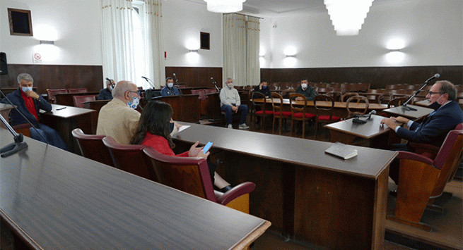 Pompei - Vertenza Auchan-Conad, incontro tra Comune e sindacati