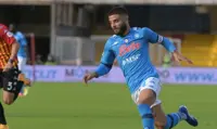 Serie A, derby campano: il Napoli supera 2-1 il Benevento