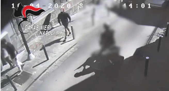 Strappa ad un turista orologio da 140mila euro, 29enne arrestato dai carabinieri